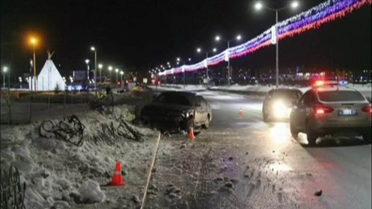 Чп салехард. Проспект молодежи салехард. авария проспект молодежи салехард. ямал медиа салехард.