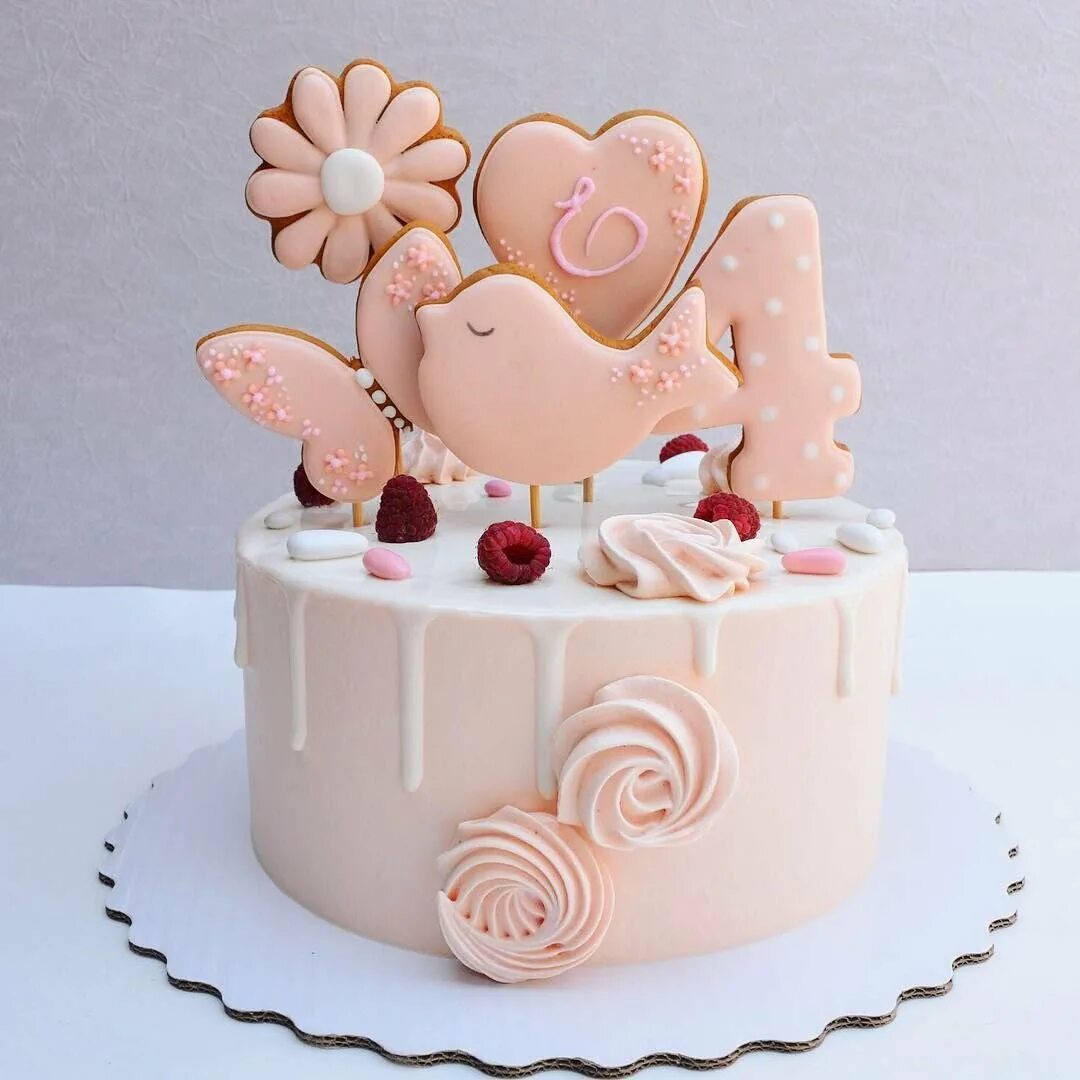 торты украшенные пряниками. торт для девочки без мастики. торт с пряниками для девочки. нежный торт для девочки. торт с пряниками.