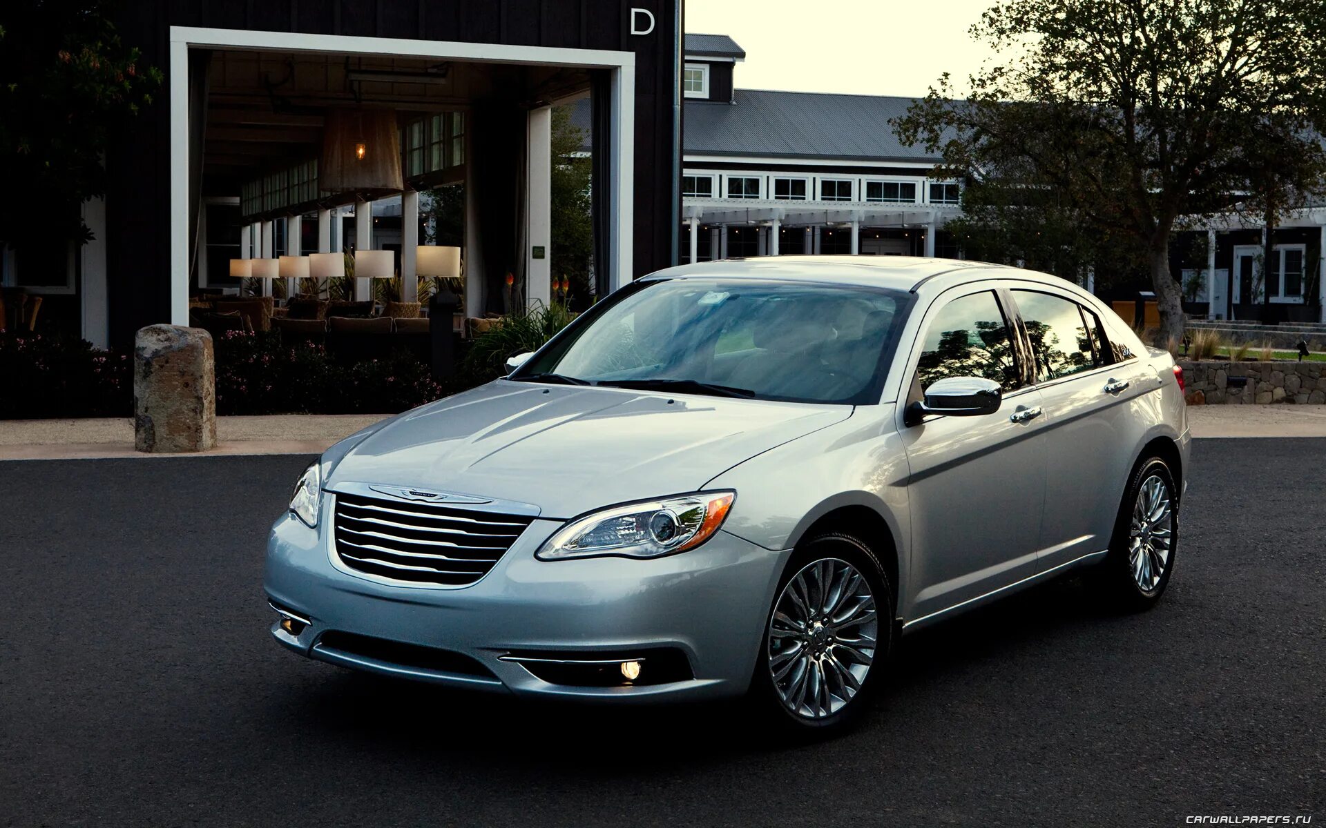 Крайслер сша. Chrysler 200 2011. крайслер 200 2011. крайслер 200 2013. крайслер 2010 седан.