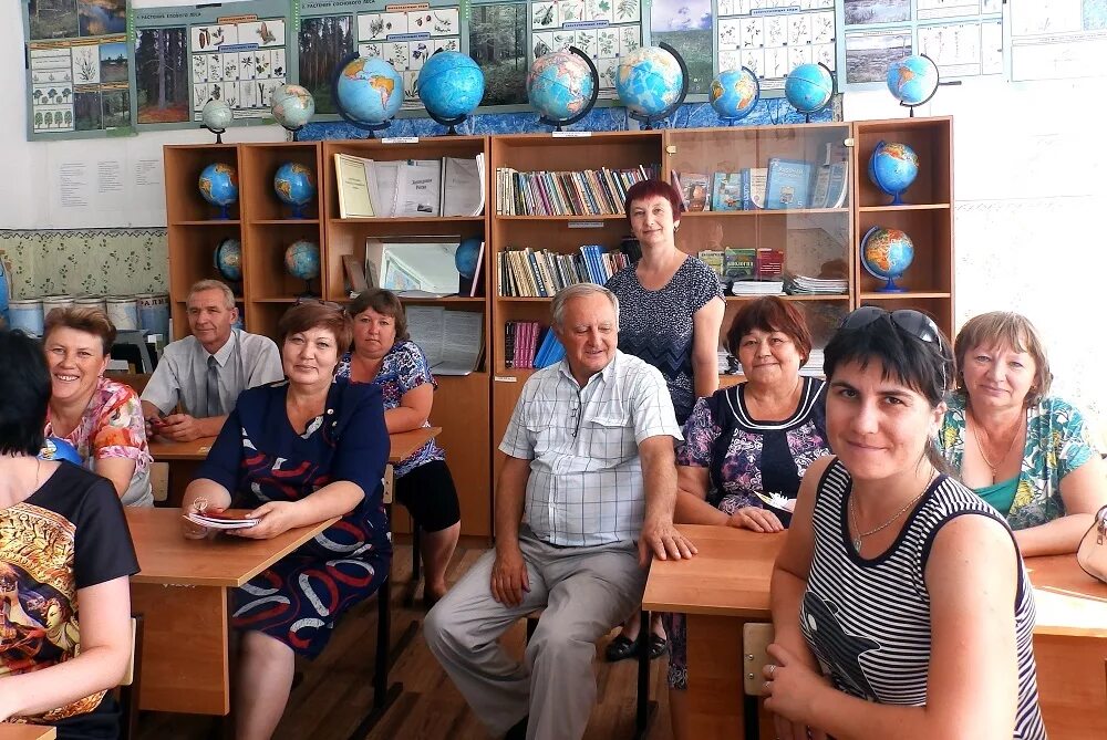 Никольское сакмарский оренбургская погода. Село Никольское Сакмарский район Оренбургская область. Село Беловка Сакмарский район Оренбургская область. Архиповка Сакмарский район. Поселок светлый Сакмарский район.