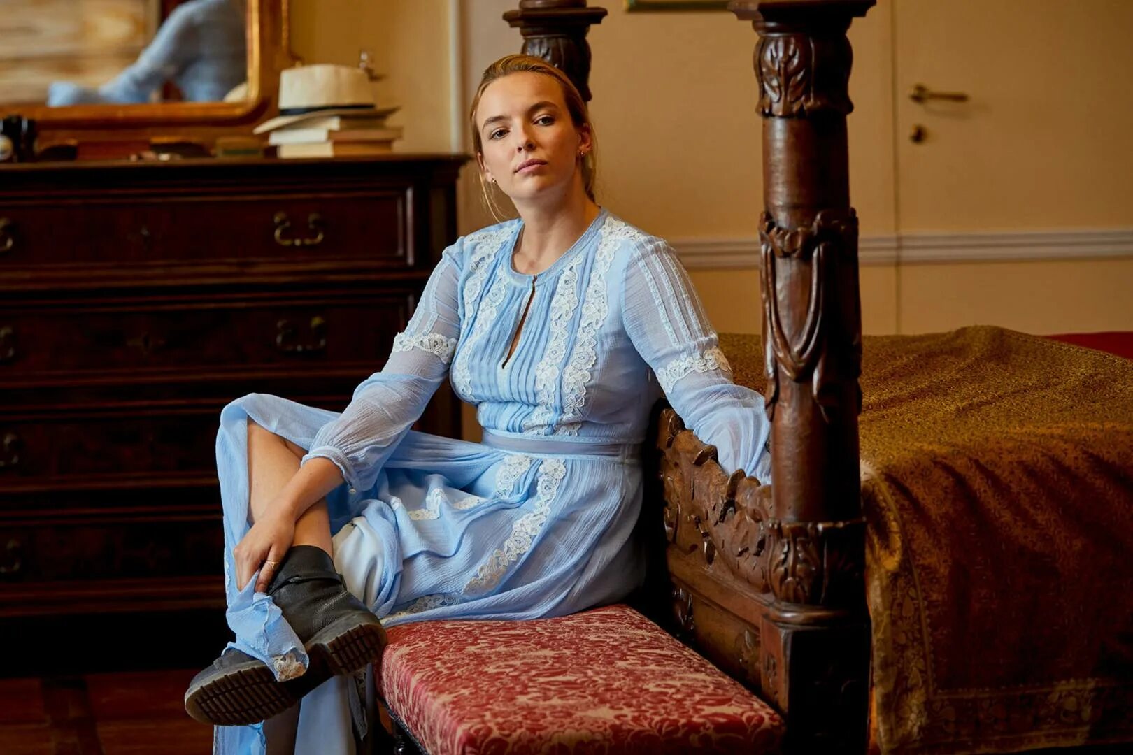 Джоди комер убивая еву. Villanelle l. Джоди комер вилланель. Villanelle l. Джоди комер убивая еву.