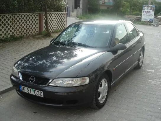 Opel Vectra 1.6, 2000. Opel Vectra 1.8 Comfort 2000. Opel Vectra 2000 2.5. Опель Вектра 2000 1.6. Опель вектра б 1.8 бензин