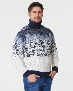 Вязаный шерстяной свитер мужской