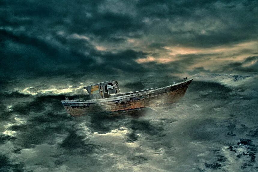 Корабль в океане одинокий. Баркас корабль. Лодка в шторм. Лодка в море шторм. Лодка на волнах.