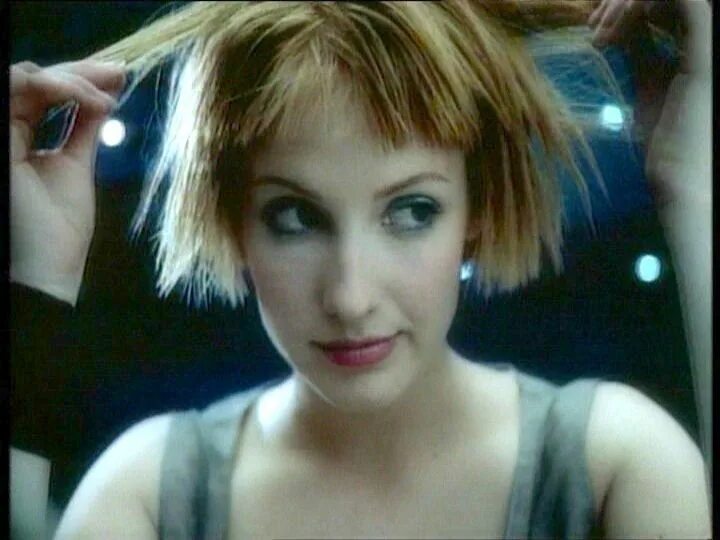 Sixpence none. Группа sixpence none the richer. sixpence none the richer солистка. sixpence none ли нэш. ли нэш kiss me.