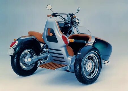 Bmw r18 with sidecar