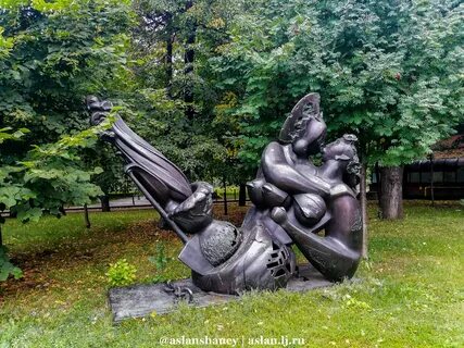 Памятники мастеров