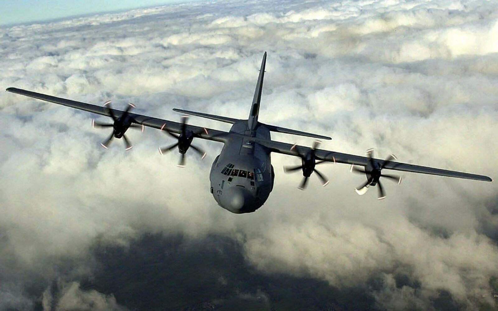 Самолет Hercules c130. C-130 Геркулес. Самолёт Lockheed c-130 Hercules. C 130 Hercules ВВС США.