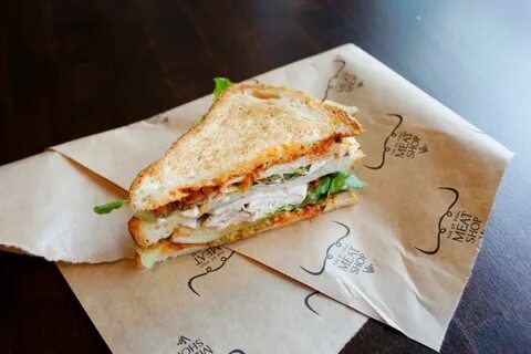 How Does Custom Sandwich Paper Enhance Product Safety