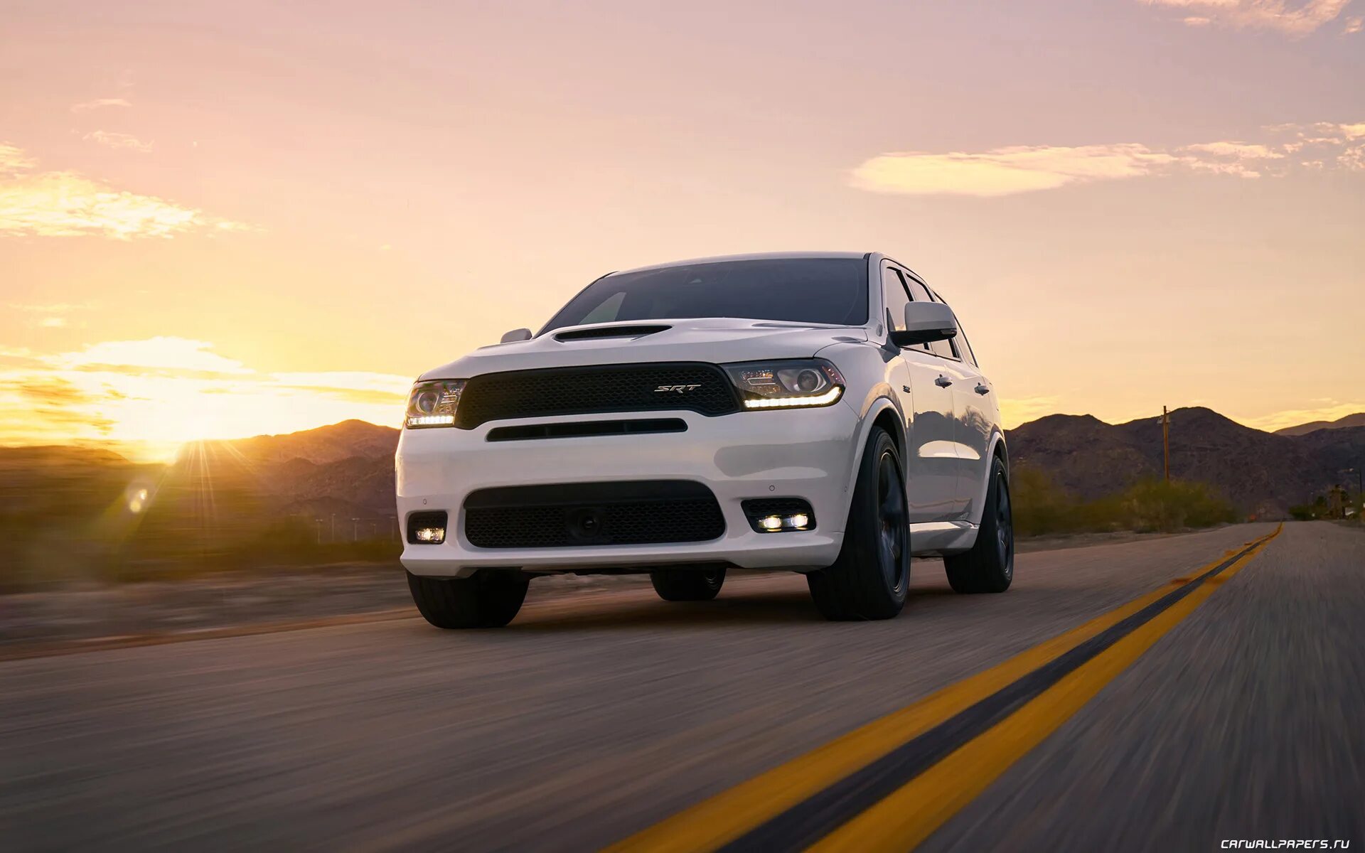 Dodge durango srt. Dodge Durango. Dodge Durango 2018. Dodge srt джип.