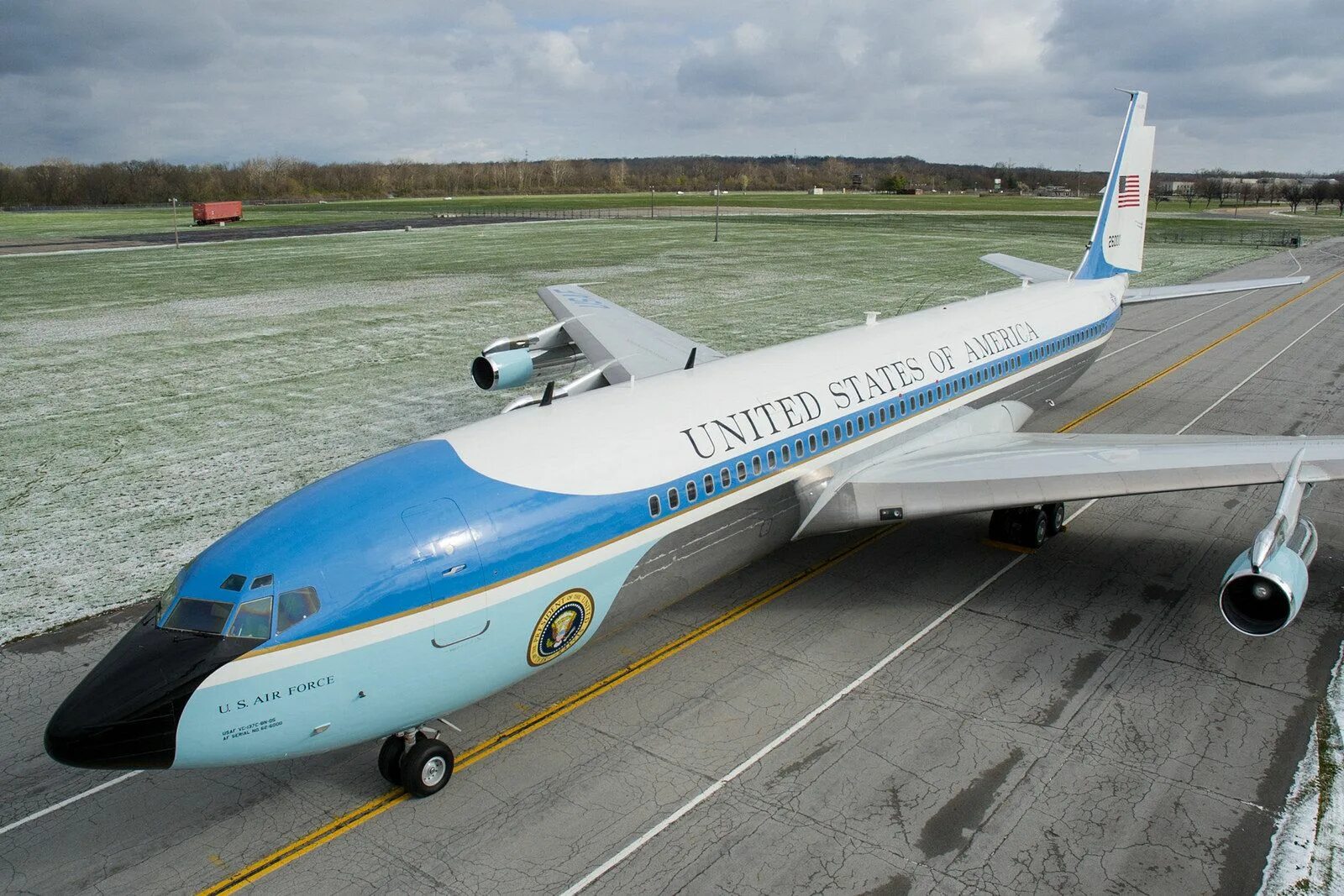 Самолеты первая часть. 707 Air Force one. Boeing 707 Air Force one. Air Force 1 самолет. VC-137c.