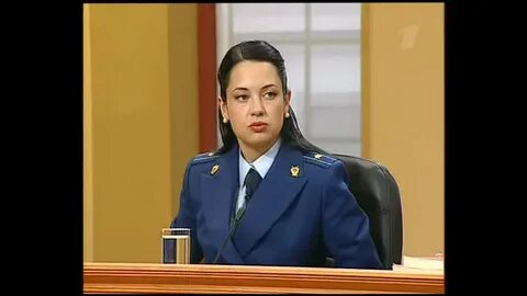 Юбка астындағы трусики жоқ, кездейсоқ сурет