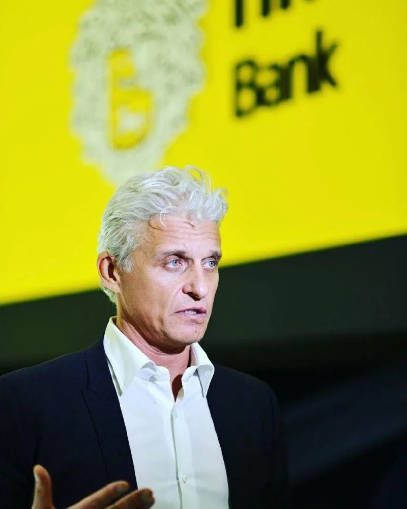 Олег тинькофф фото. Олег тинькофф 2021. Олег тиньков. Олег тинькофф 2022. Олег тиньков 2010.