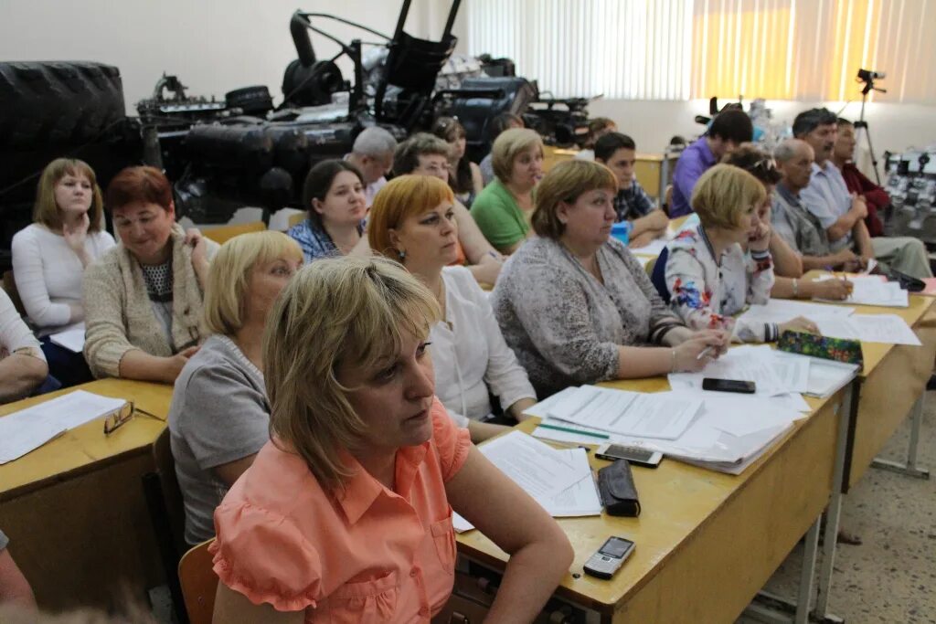 колледж экономики и сервиса абакан. энгельсский педагогический колледж. сайт колледж профессиональных технологий. омский колледж профессиональных технологий кабинеты. окпт омский колледж.