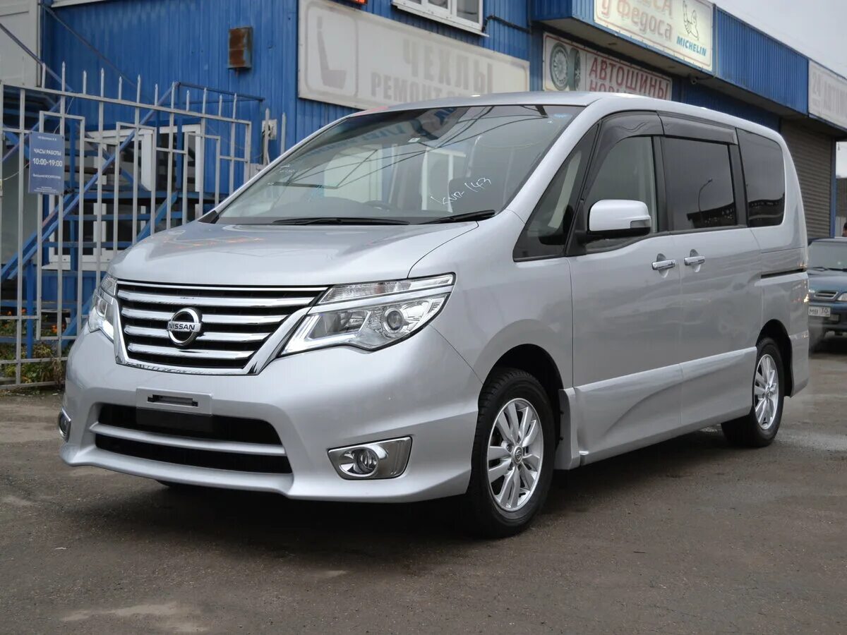 Купить ниссан бу краснодарском. Ниссан Серена 2016. Nissan Serena 4 c26 2010-2016. Ниссан Серена 2015. Серена машина 2014 год.