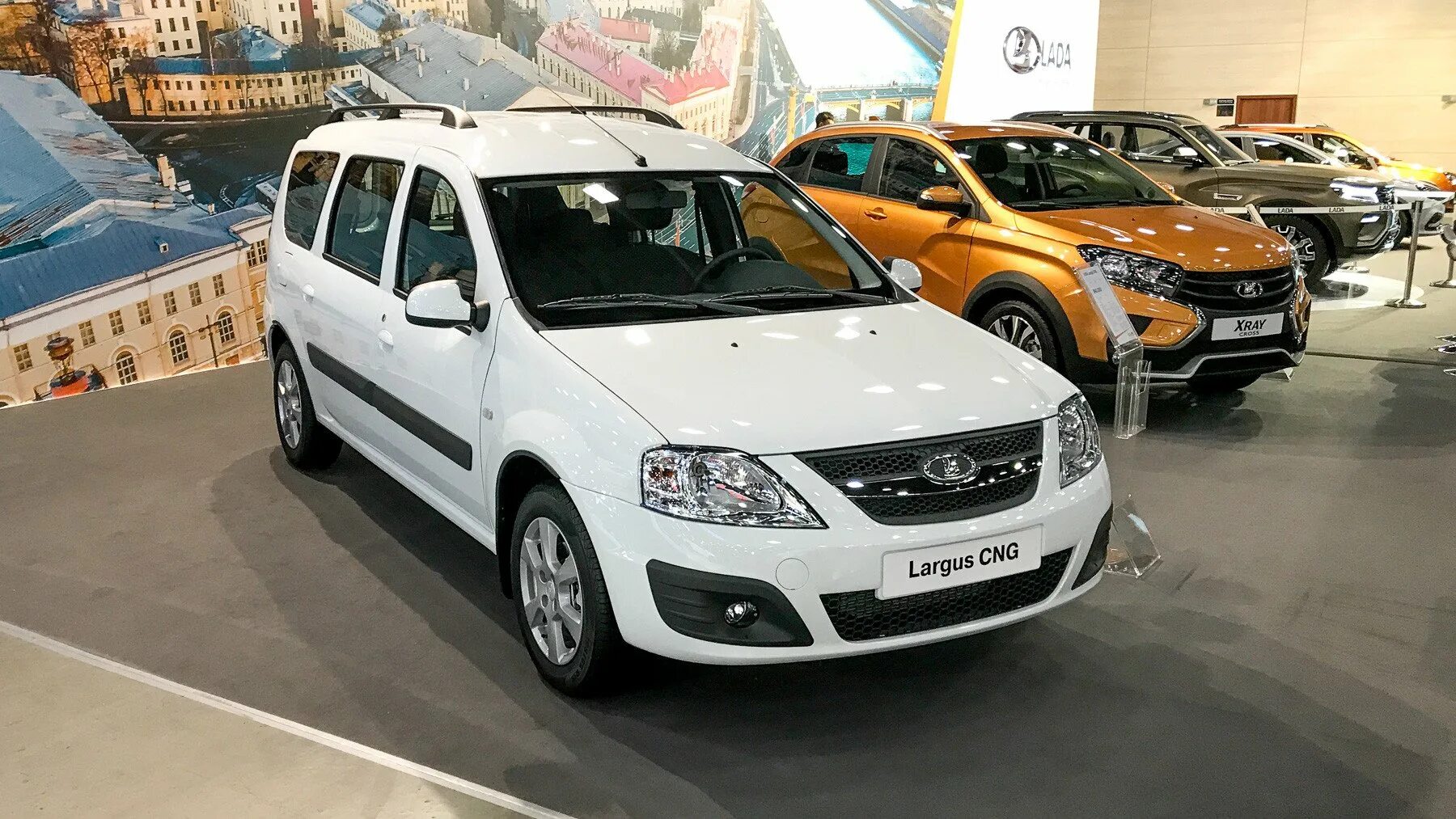 Лада ларгус 2021. Лада ларгус автосалон новый. Новый лада ларгус. Лада ларгус у320оо56. Новый ларгус автосалоне.