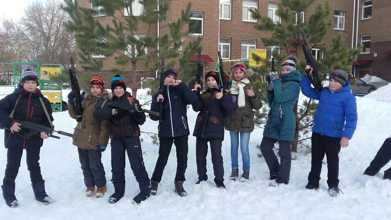 учитель года еманжелинск. учителя 10 школы в еманжелинске. школа 2 еманжелинск учителя. картинки учителя в школе. занятия в еманжелинске сегодня.