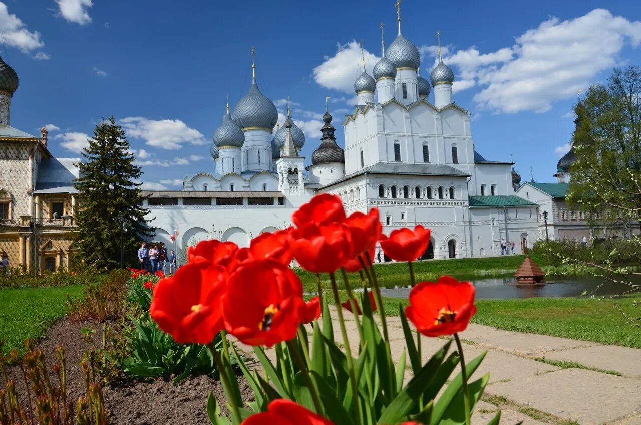 Автобусные туры из костромы. Ростов Великий. Ростов Великий золотое кольцо. Ростовский Кремль золотое кольцо. Город Ростов Великий памятники.