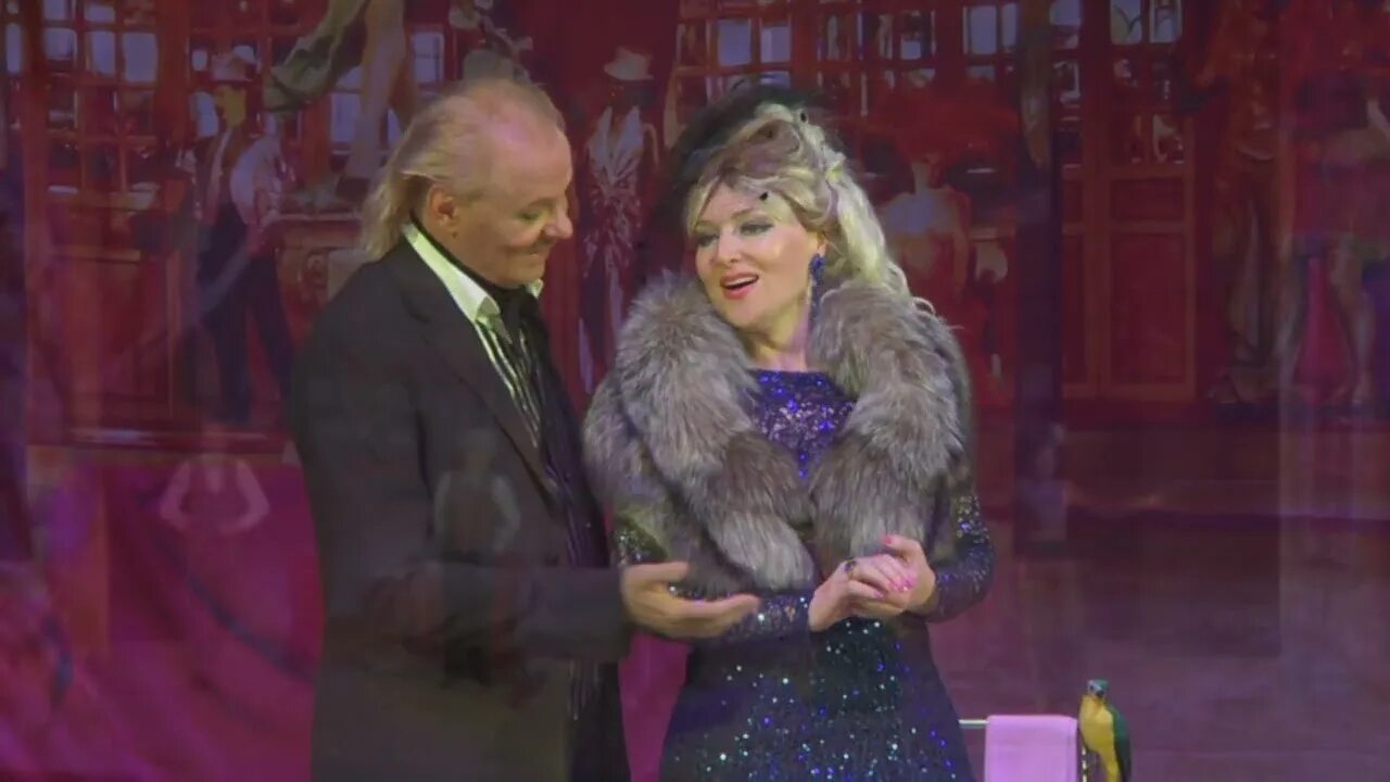 Кудрявая из мистера х. Юля лут мистер икс. Георг отс в роли мистера икс. Георг отс мистер икс. Оперетта мистер икс георг отс.