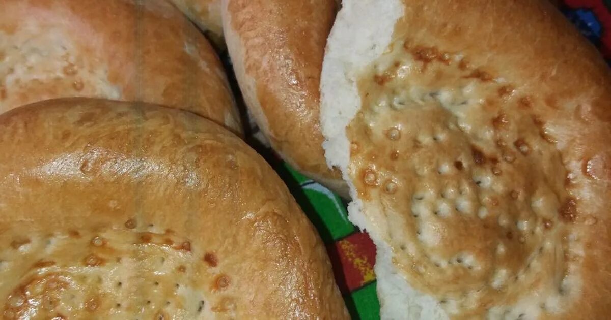 лепёшки на кефире в духовке. узбекские лепешки в тандыре. лепёшки в духовке. узбекские лепешки домашние в духовке. лепёшки в духовке.