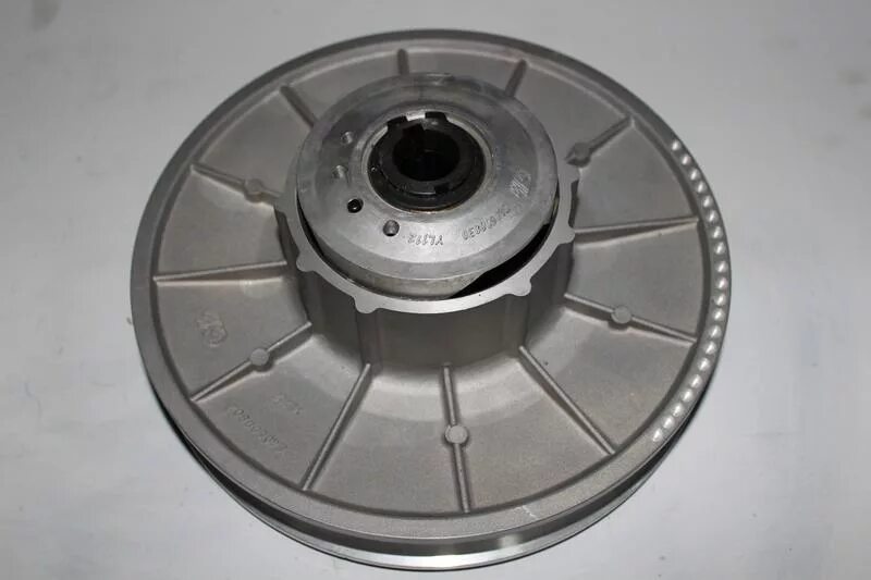 Вариатор на снегоход тайга варяг. Вариатор на снегоход тайга 500. Вариатор тайга 500 ведомый детали. Вариатор на снегоход тайга варяг. Вариатор артик снегоход тайга.