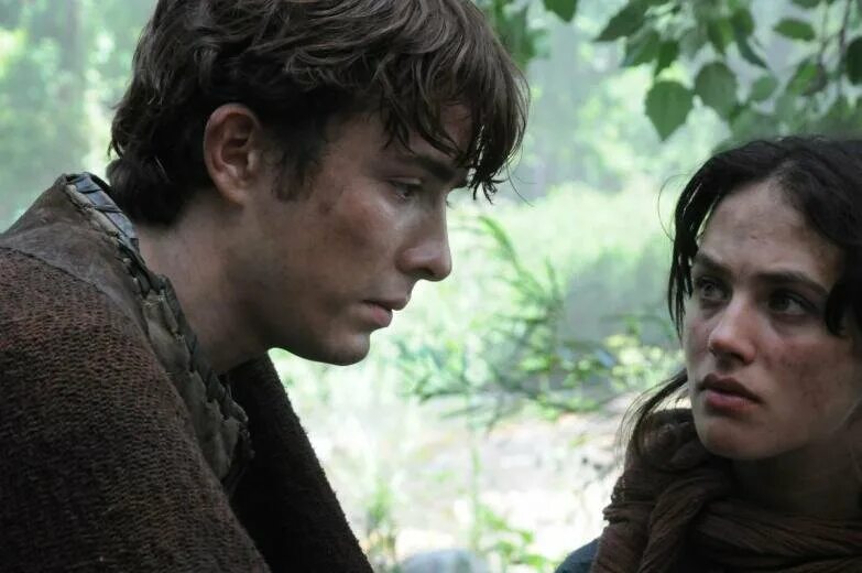 Лабиринт 2012. Лабиринт 2012. Том фелтон лабиринт. Лабиринт 2012. Кэти макграт лабиринт.