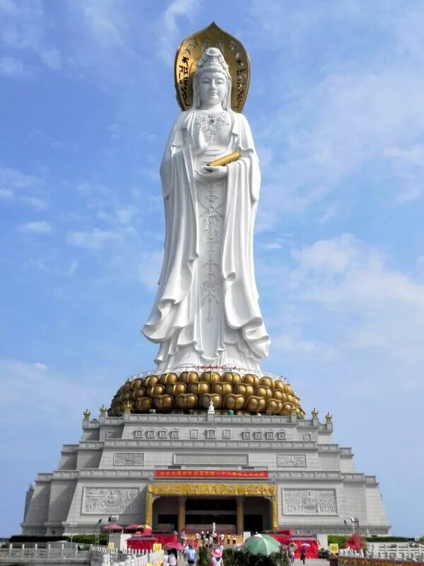 Центр буддизма. Хайнань храм Наньшань. Китай центр буддизма Наньшань. Китай статуя Богини Гуаньинь. Хайнань статуя Богини.