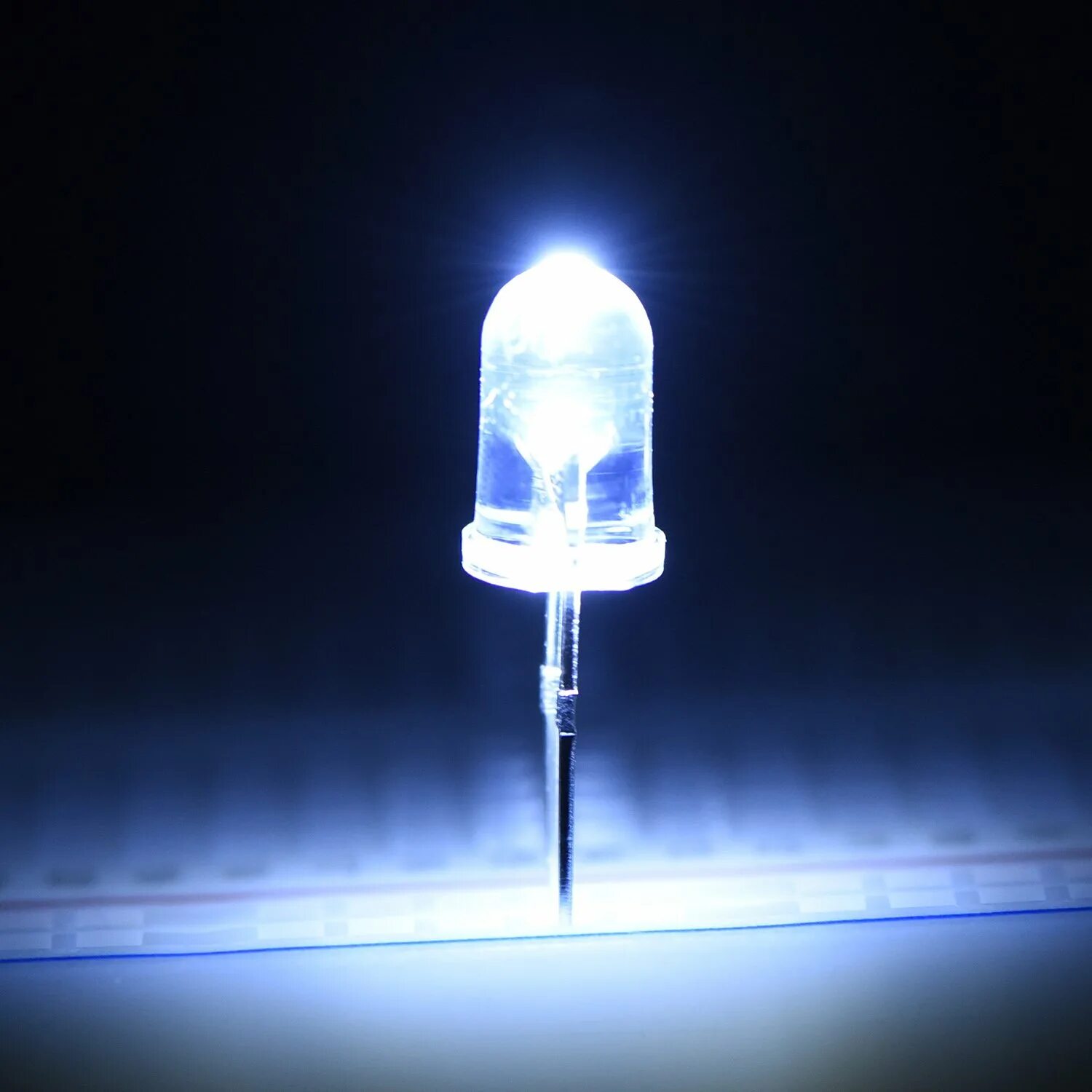 Light emitting Diode led. Лампы освещения диод 100. Led (Light emitting Diode) Lamps. Светоизлучающий диод дв46s.