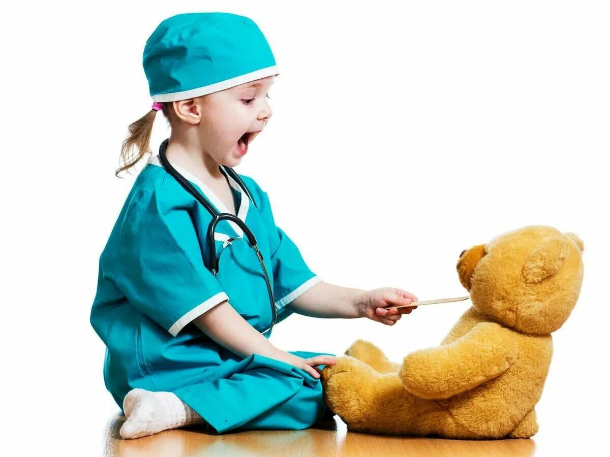 Педиатрия врач. Доктор для детей. Дети медики. Медицинские для детей. Дети в роли врачей.