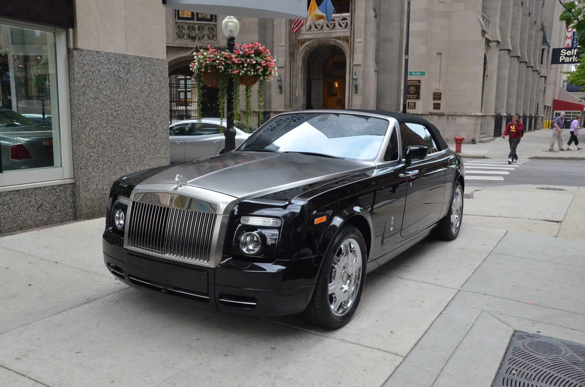 Роллс ройс купе. Rolls Royce Phantom Drophead Coupe. RR Phantom Drophead Coupe. Rolls Royce Drophead Coupe 2008. Rolls Royce Phantom Drophead 2008.