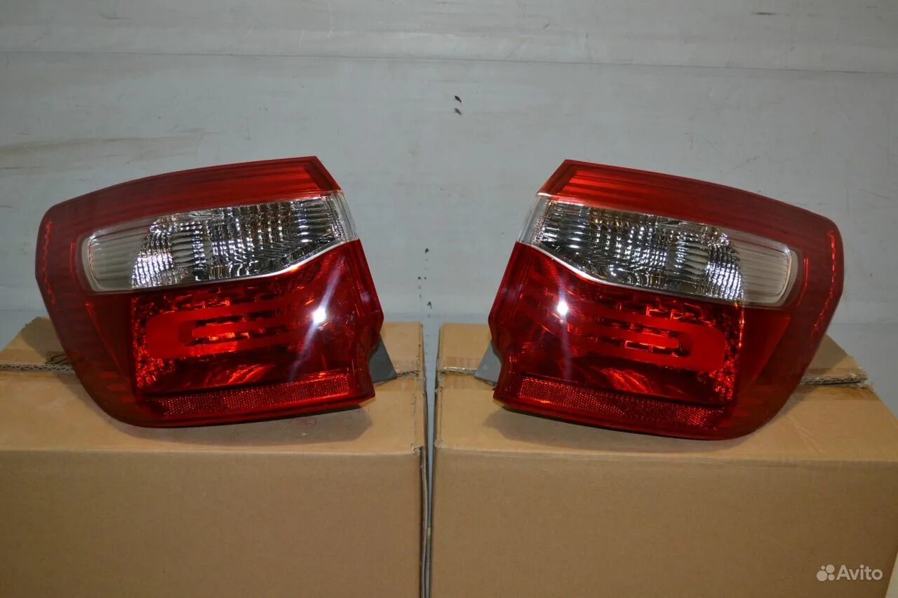 Задний правый фонарь киа рио 3 хэтчбек. Рио хэтчбек фонарь задний. Рио хэтчбек фонарь задний. 924014x200 фонарь задний левый. Рио хэтчбек фонарь задний.