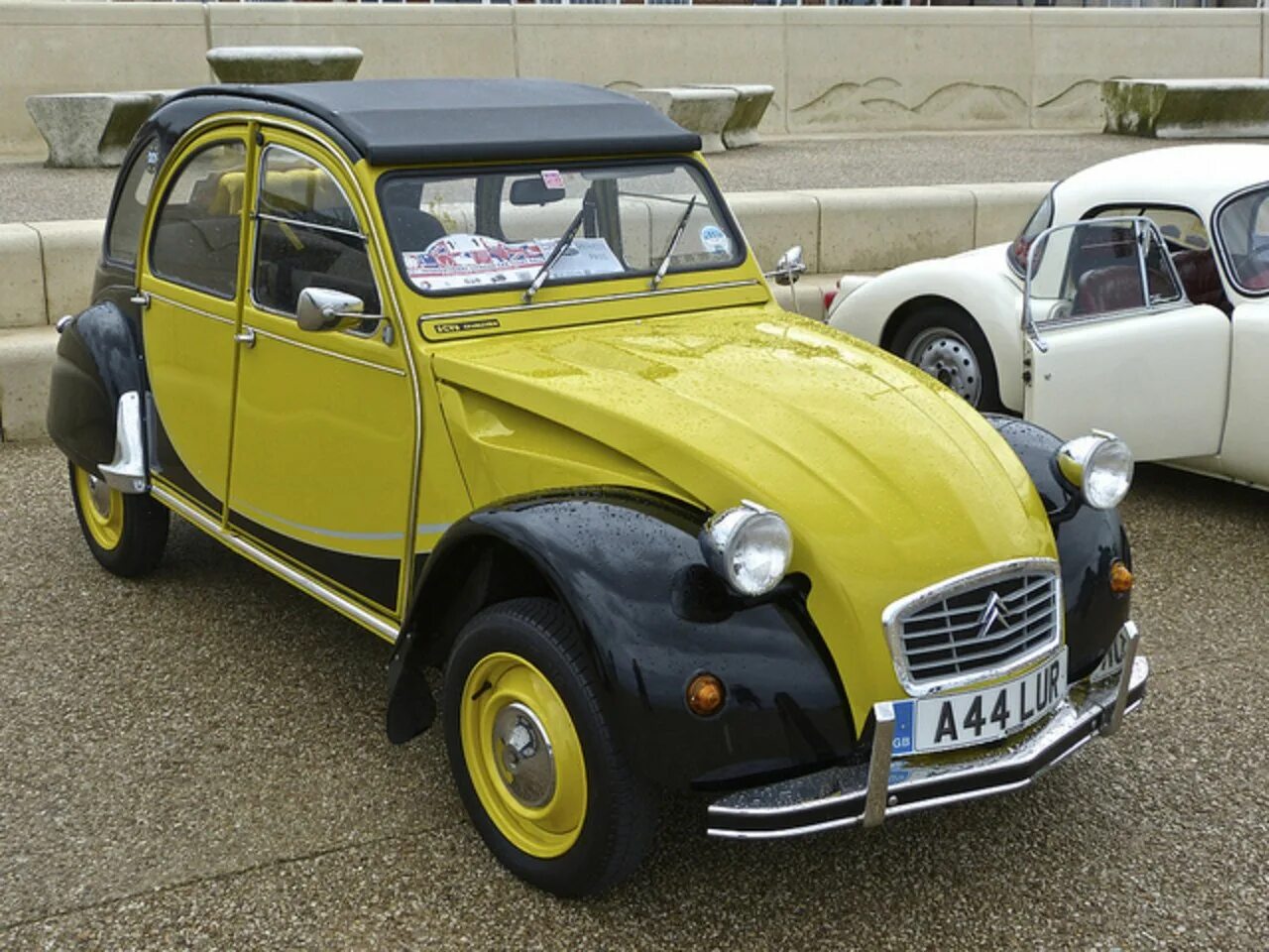 Citroen 2cv 1948. Citroen 2cv 2. Старый ситроен. Старый ситроен. Ситроен 2св.