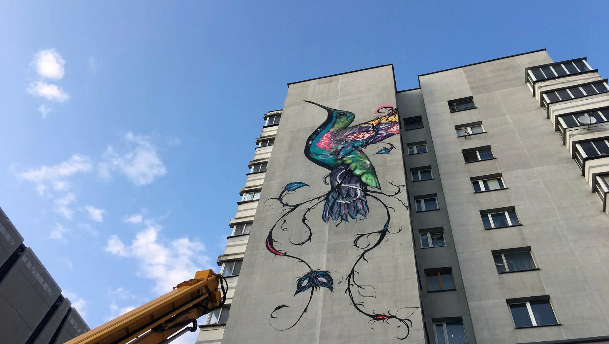Улица граффити в минске. Октябрьская улица минск граффити. минск граффити. клуб граффити минск. граффити в минске на октябрьской адрес.
