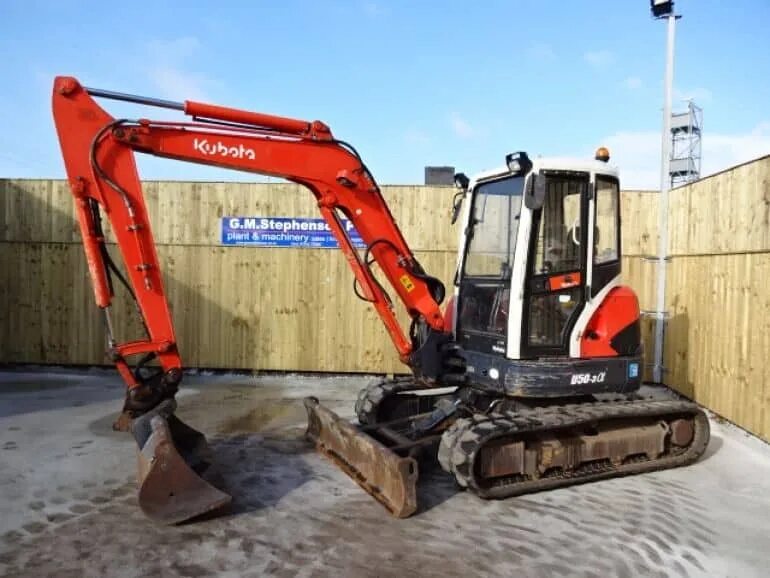 Мини экскаватор 3 тонны. Мини экскаватор кубота 5 тонн. Мини экскаватор jcb 8030. Экскаватор 3 тонны. Мини экскаватор komatsu "pc38uu".