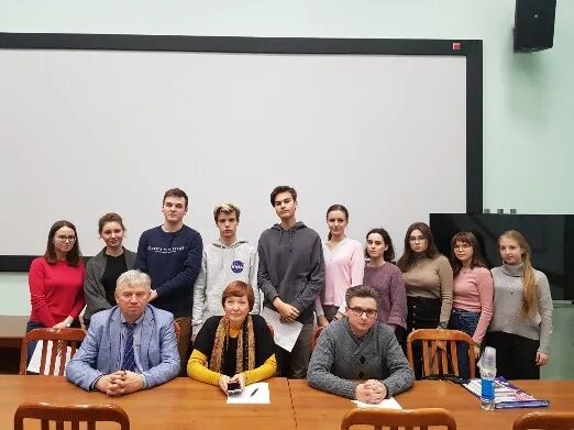 Выпускники. Гуров мглу. Мглу переводческий факультет. Мглу список. Выпускники аспирантуры.