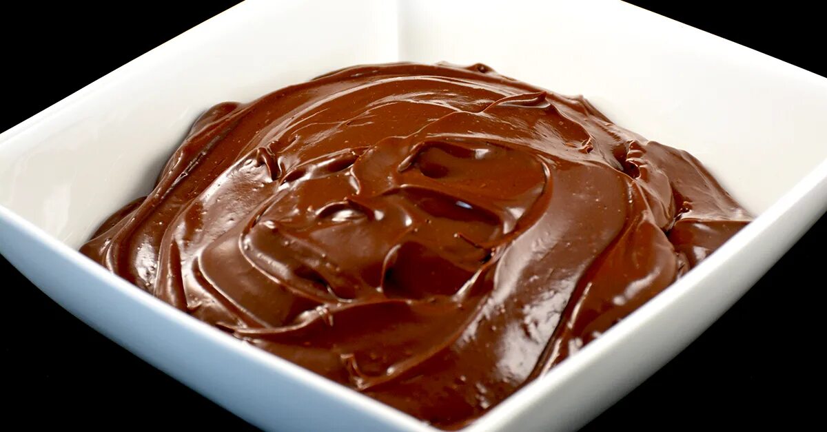 Крем Патисьер шоколад. Шоколадный крем. Ганаш шоколадный крем Vizyon. Десерт шоколадный шар Патисьер.