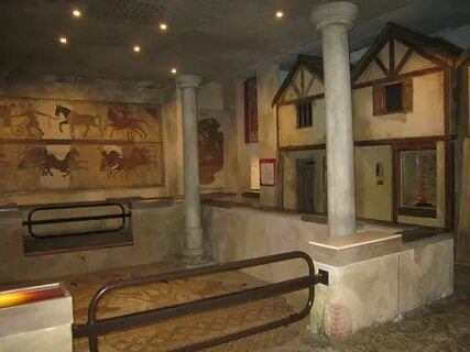 Museum her
