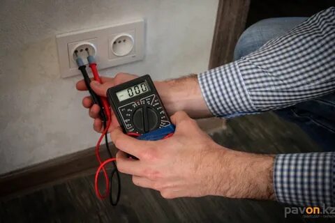 Как проверить мультиметром напряжение сети 220