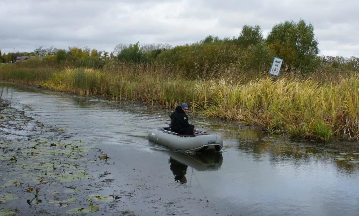 Рыбалка на озере неро. Озеро Неро рыбалка. Река Шерна рыбалка. Оз Неро рыбалка. Щука в озере Неро.