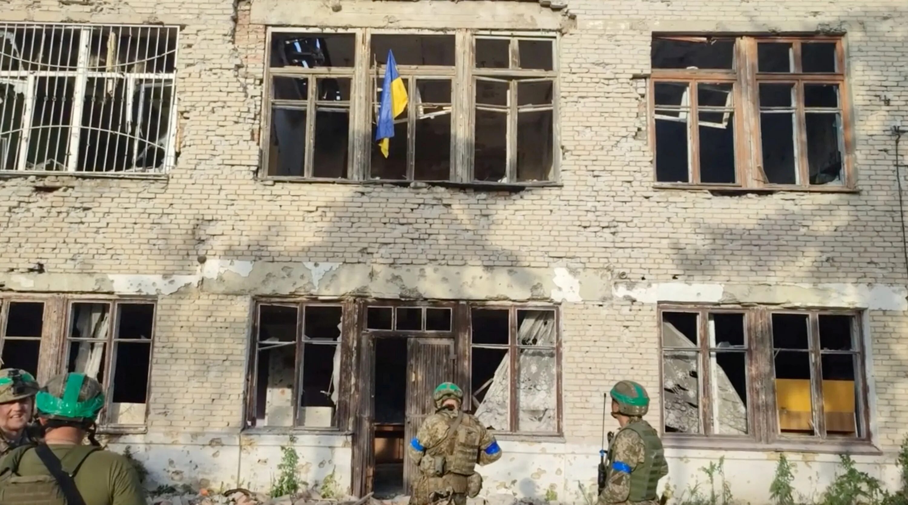 Разрушенные города украины. 08 24. Киев фото. Карта боевых действий на харьковском направлении. 08 24.
