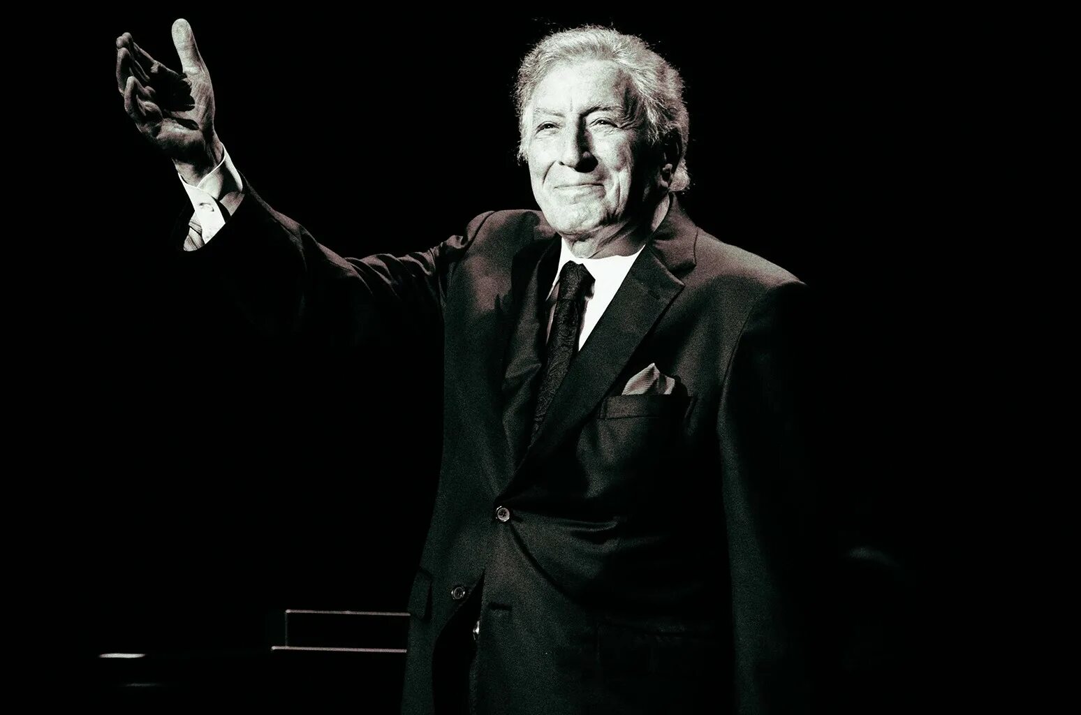 Тони 100. Тони 100. Тони тонн - передняя. Тони меркез. Тони 100.