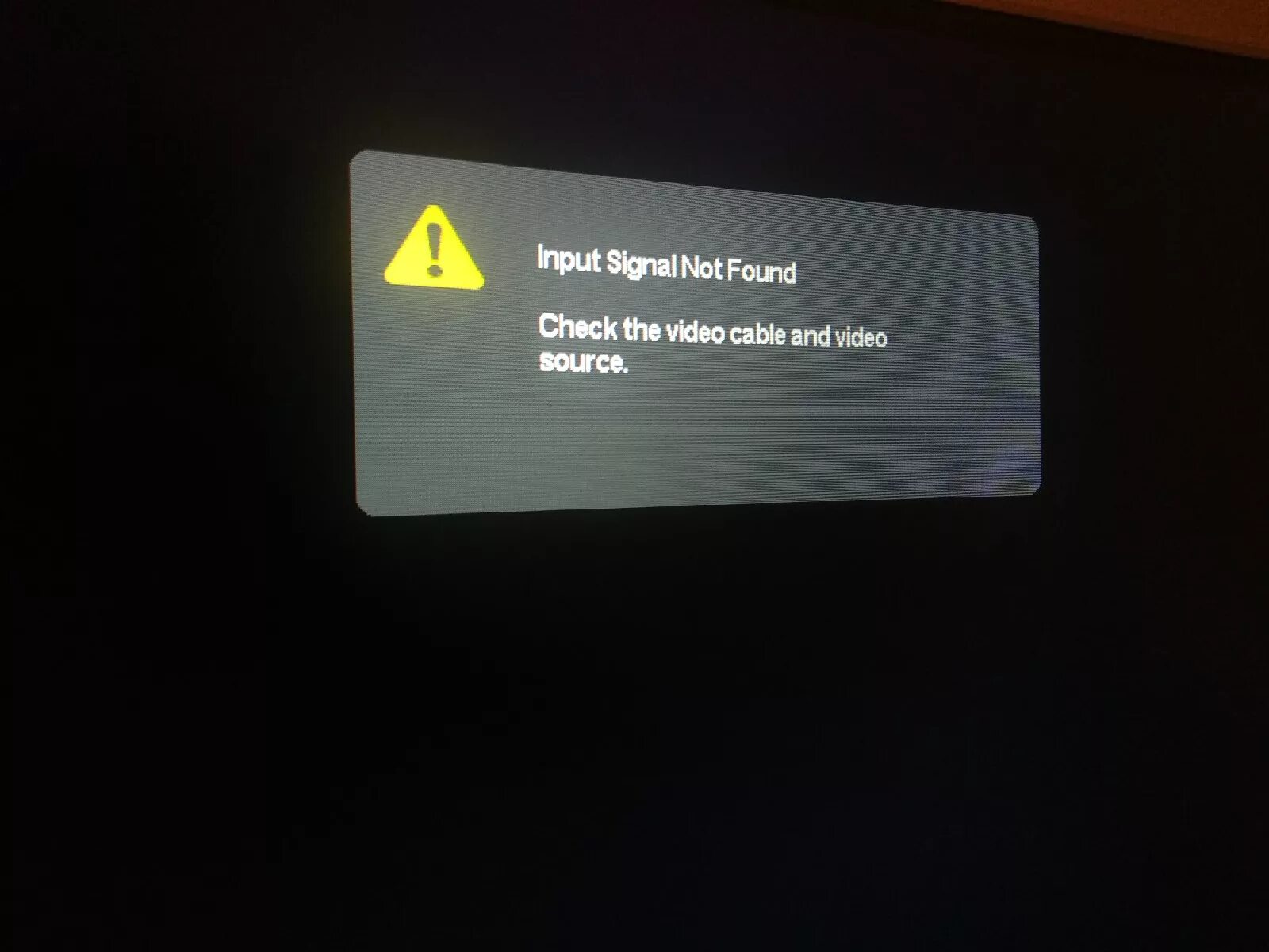 Монитор компьютера пишет нет сигнала. Check Signal Cable монитор самсунг. Монитор no input Signal. Нет видеосигнала на мониторе.
