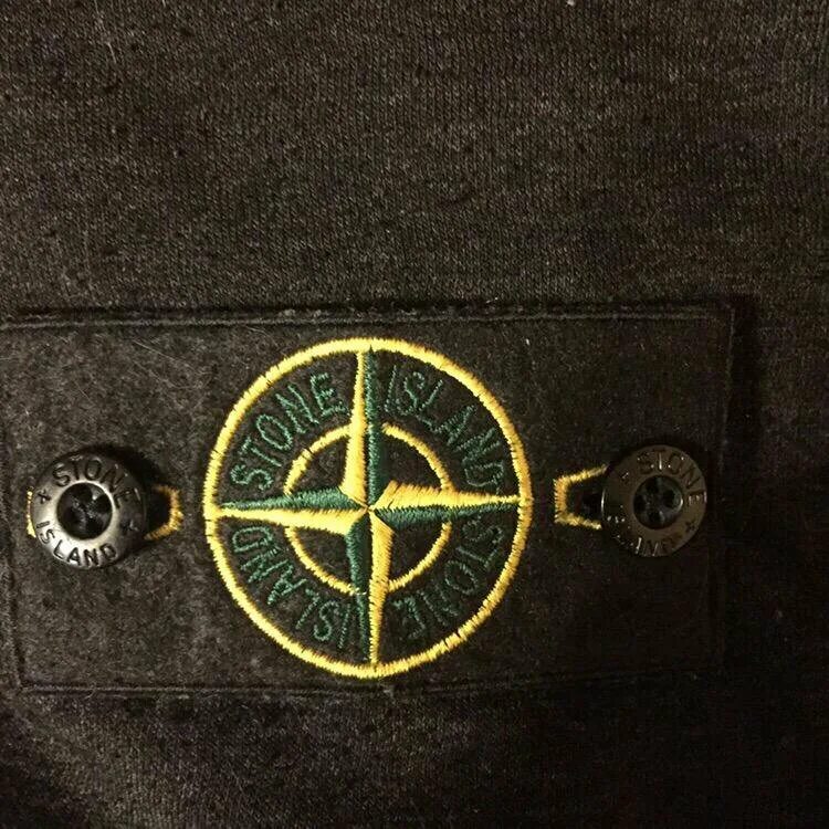Патч на пуговицах. Паленый стон айленд. стоун исланд палёный. паленый stone island. паленый патч stone island.