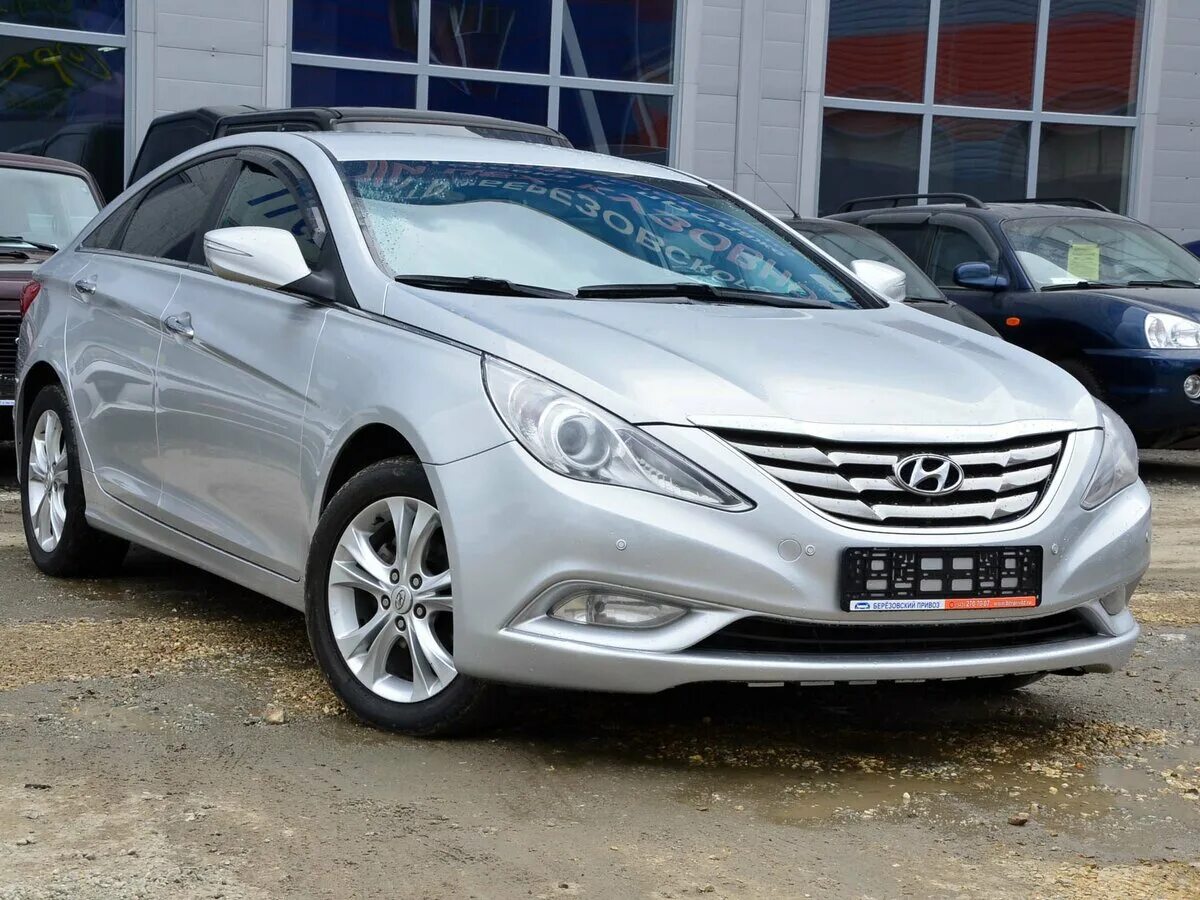Хендай соната 2010 черный. Hyundai sonata 2010. Hyundai sonata 2010 белая. Hyundai sonata yf 2010. Хендай соната серебристая.
