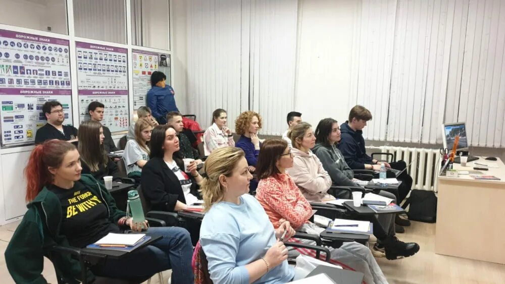 Преподаватель пдд. Преподаватель пдд