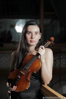 Преподаватель по скрипке