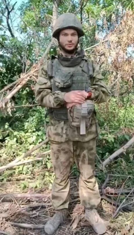 1428 полка. Боец с автоматом. 1428 полк.