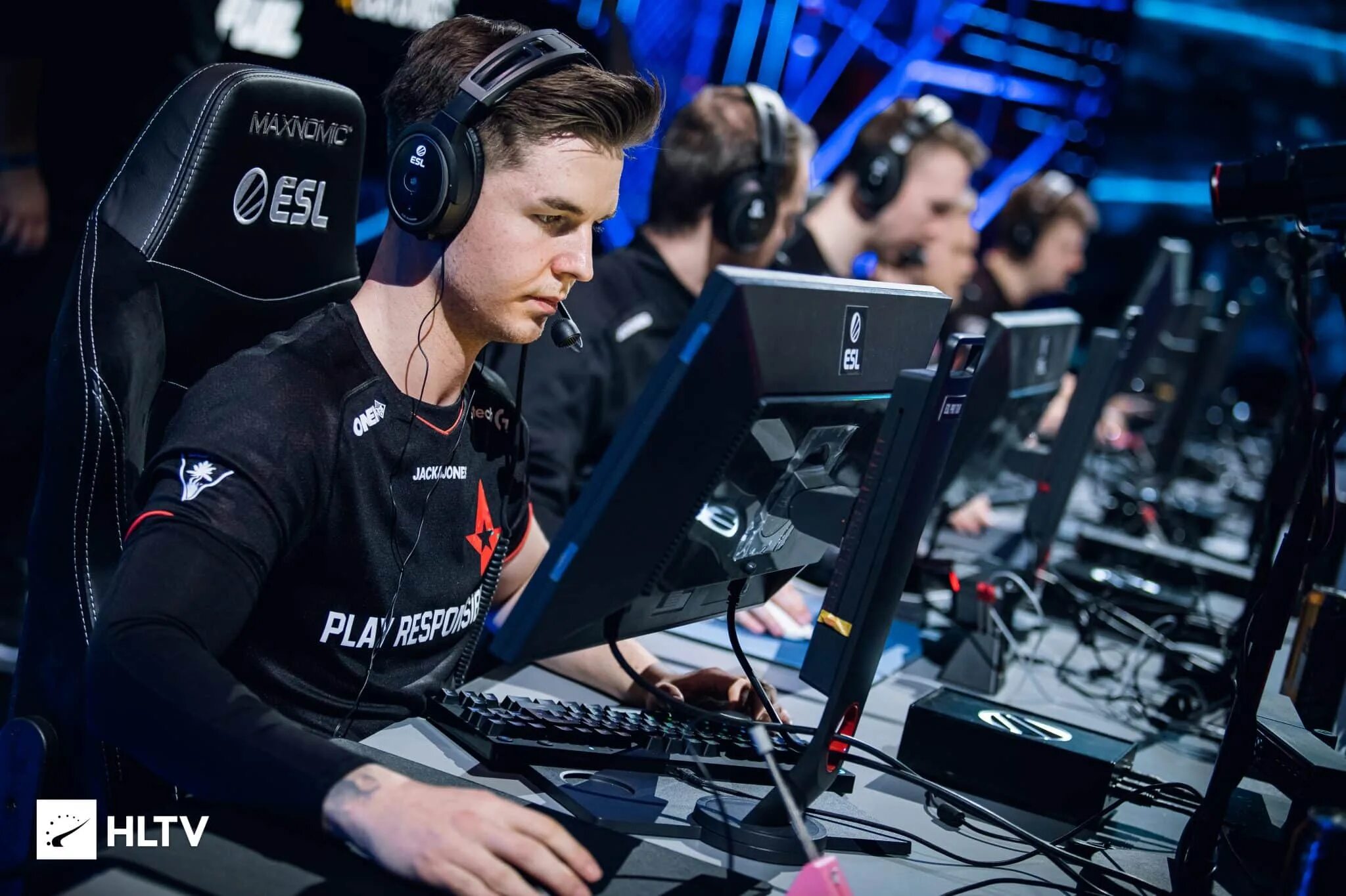 Dev 01. Dev1ce astralis. девайс кс го.