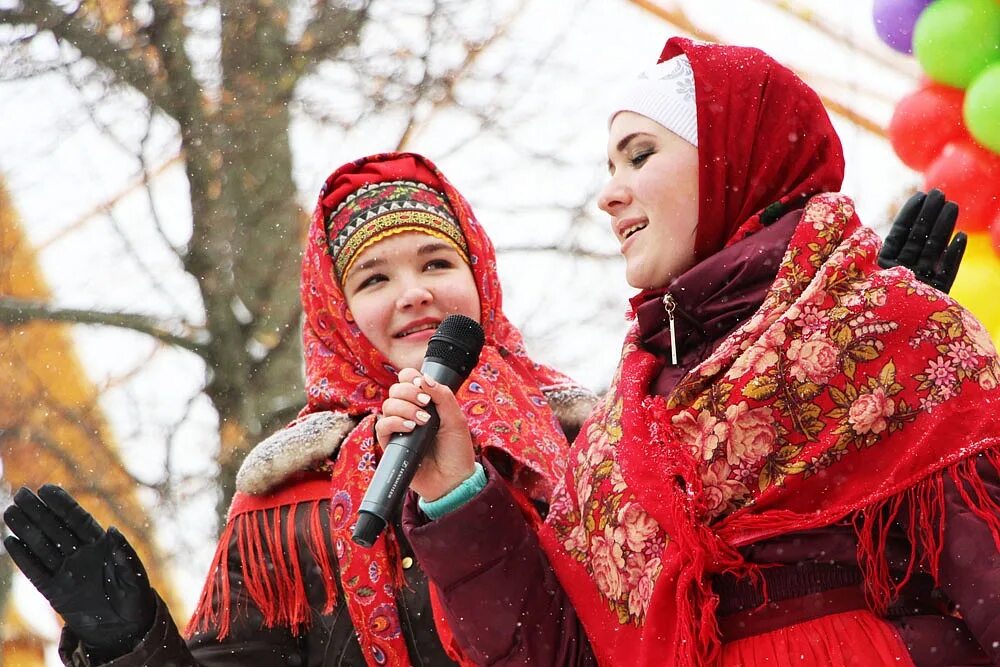 Песни на масленичные гуляния. Масленица. Народные гуляния на Масленицу. Масленица фотосессия. Масленица фото.