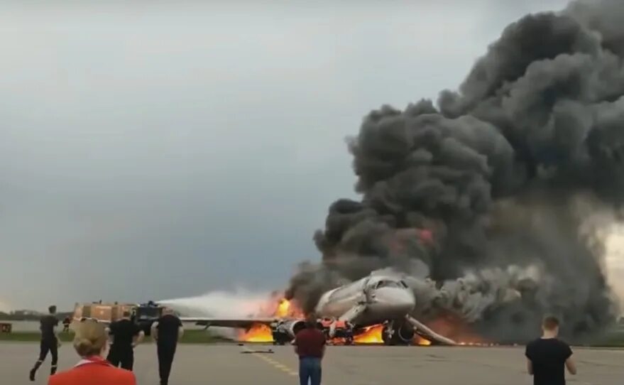 Катастрофа ssj 100 в шереметьево 05.05 19. Катастрофа ssj 100 в шереметьево 05.05 19